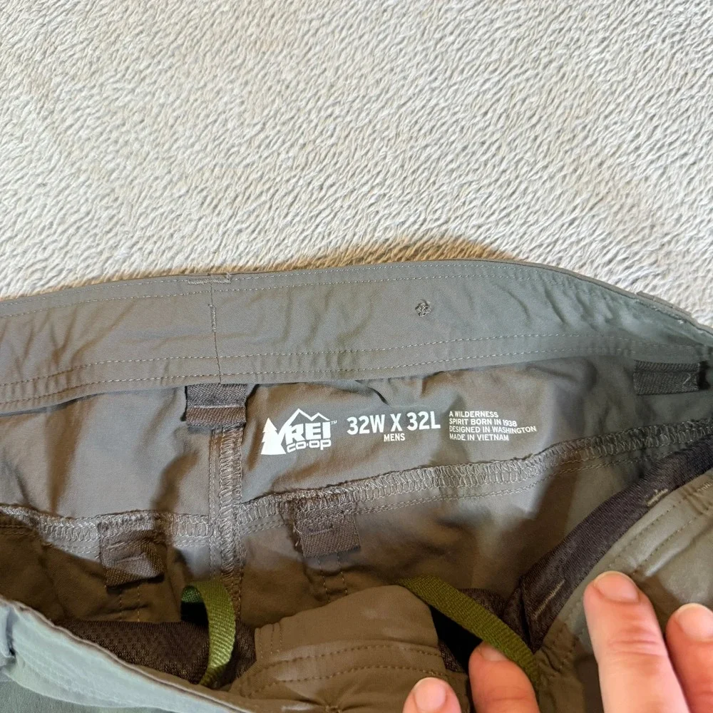 REI Co Op Mens Hiking Pants Size 32W x 32L Khaki Quick Dry Outdoor - Picture 5 of 13
